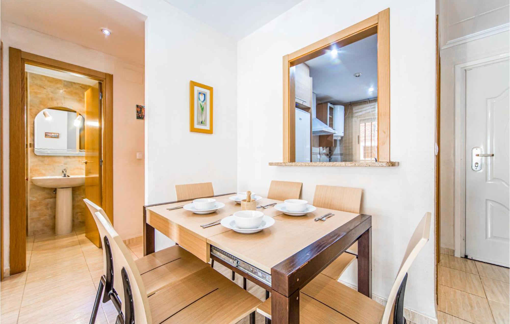 2 Bedroom Lovely Apartment In Oropesa Del Mar Exterior photo